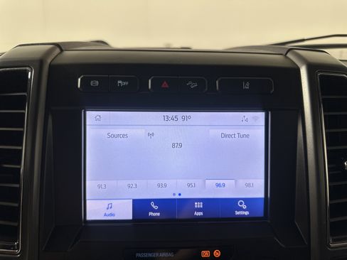 Used 2020 Ford F350 XLT w/ XLT Premium Package AWD/4WD image 15