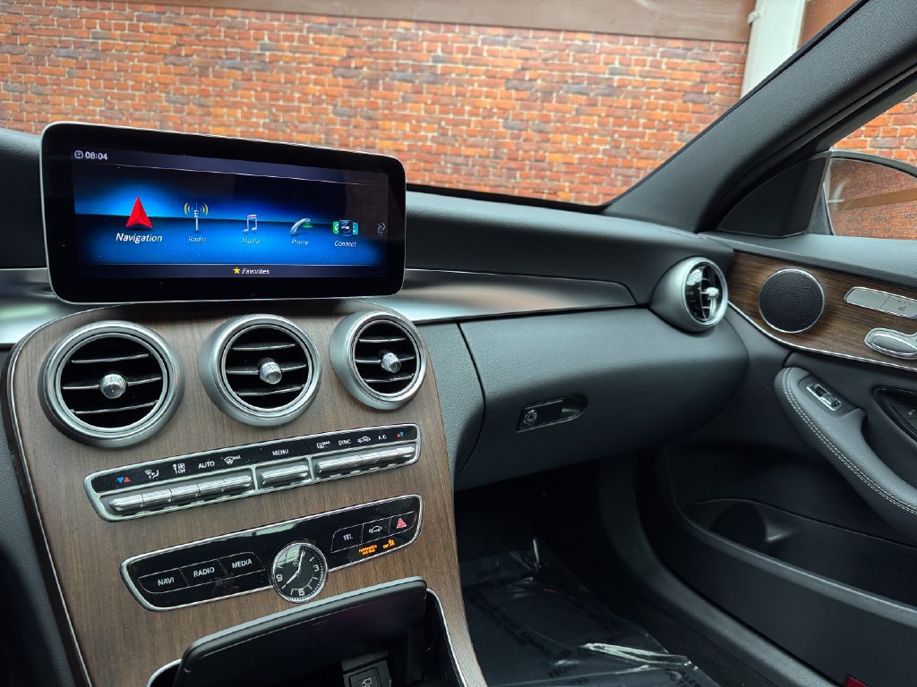 Used 2021 Mercedes-Benz C 300 4MATIC Sedan image 20