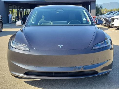 Used 2025 Tesla Model 3 Long Range RWD image 33