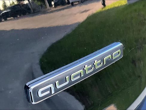 Used 2022 Audi Q7 3.0T Premium AWD/4WD image 10