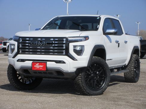 New 2026 GMC Canyon Denali image 9