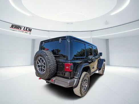 New 2026 Jeep Wrangler Unlimited Rubicon AWD/4WD image 3