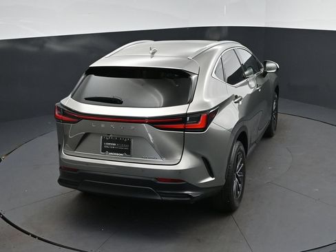 Used 2025 Lexus NX 250 FWD w/ Towing Package (2000 Lbs) image 34
