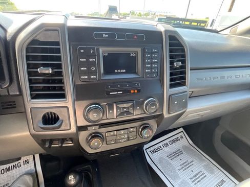Used 2017 Ford F350 XL w/ Power Equipment Group AWD/4WD image 12