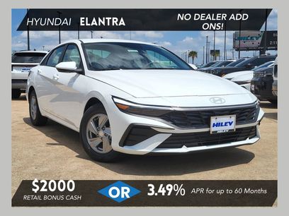 New 2026 Hyundai Elantra SE
