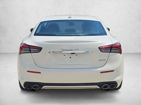 Used 2021 Maserati Ghibli GranLusso RWD image 6