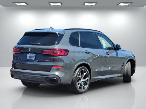 Used 2021 BMW X5 M50i AWD/4WD image 4