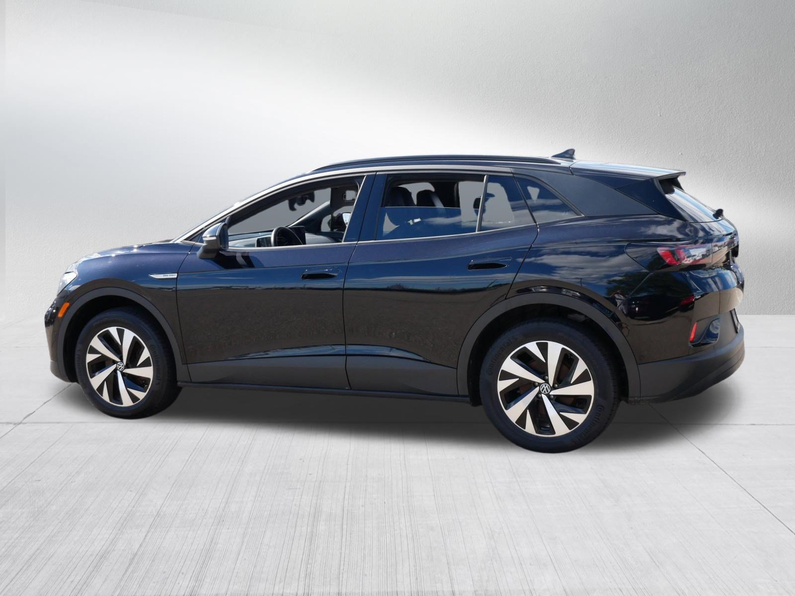 Certified 2023 Volkswagen ID.4 Pro AWD/4WD image 3