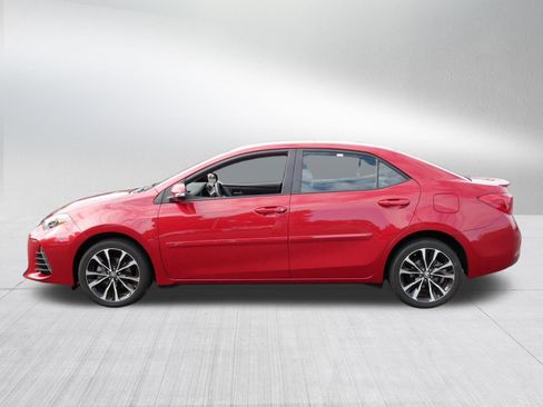 Certified 2019 Toyota Corolla XSE FWD image 4