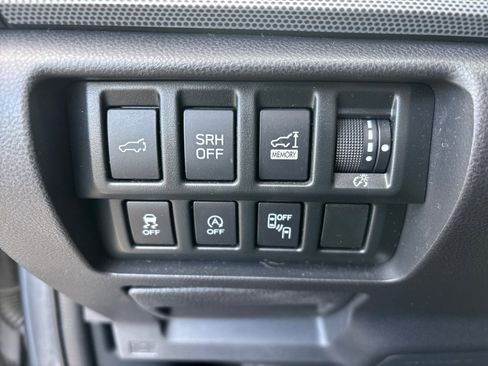 Used 2020 Subaru Forester Limited image 16