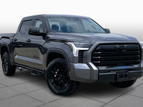 Used 2023 Toyota Tundra SR5 image 3