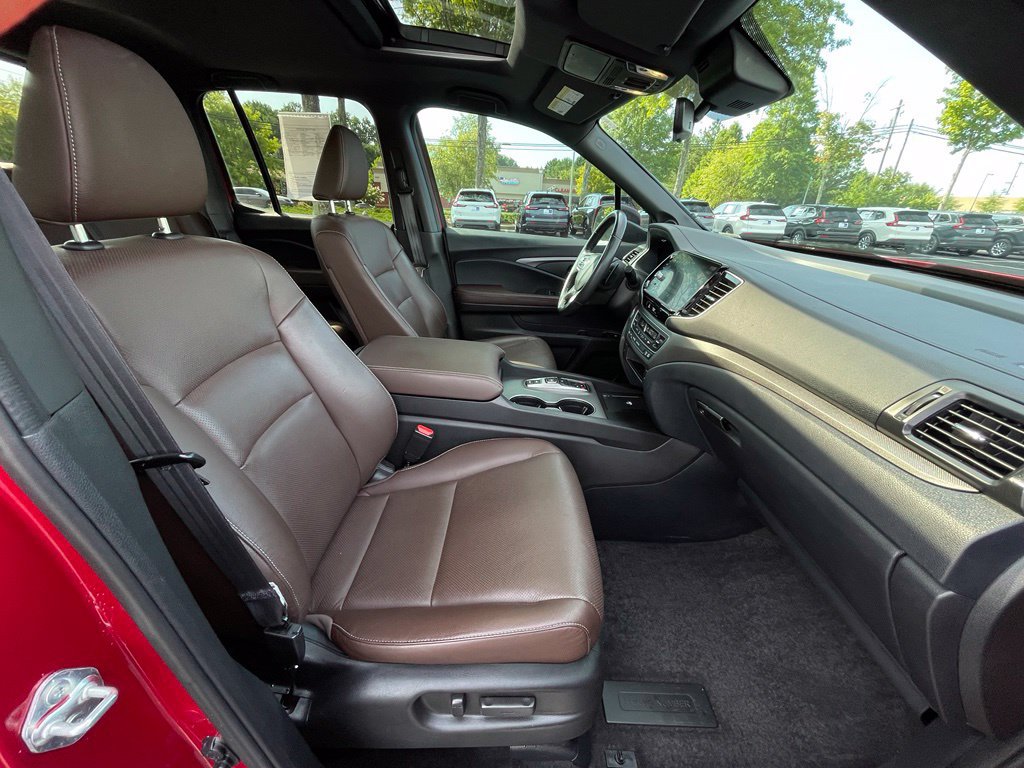Certified 2024 Honda Ridgeline RTL image 32