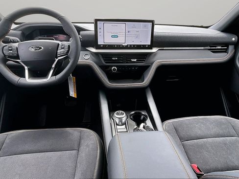 New 2026 Ford Explorer Tremor AWD/4WD image 5