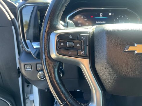 Used 2022 Chevrolet Silverado 1500 LTZ AWD/4WD image 27
