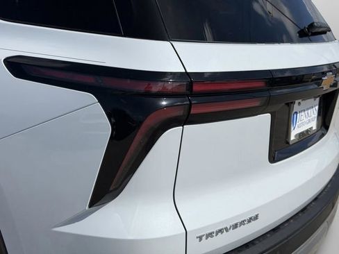 New 2026 Chevrolet Traverse LT w/ Driver Confidence Package FWD image 37
