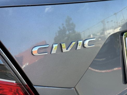 Used 2016 Honda Civic EX image 7