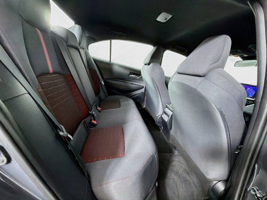 Used 2025 Toyota Corolla SE FWD image 28