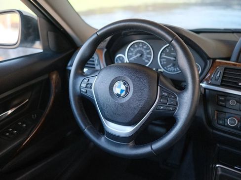 Used 2014 BMW 328i Sedan w/ Premium Package RWD image 39