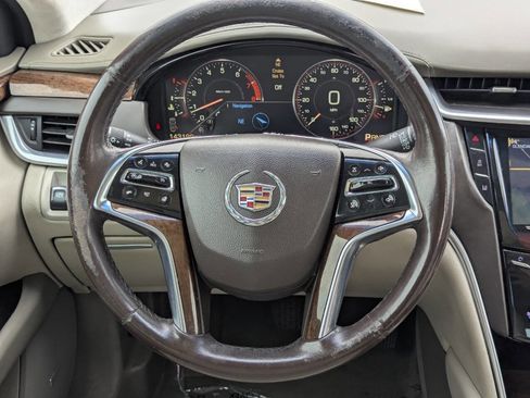 Used 2013 Cadillac XTS Platinum FWD image 19