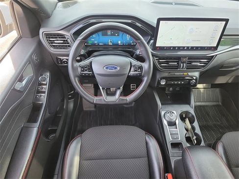 Certified 2024 Ford Escape ST-Line Select w/ Tech Pack #2 image 7