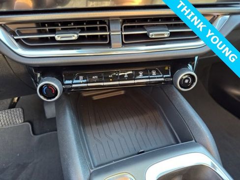 New 2026 Chevrolet Equinox EV LT image 22