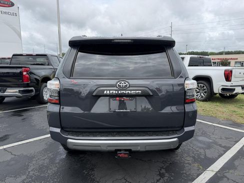 Used 2024 Toyota 4Runner TRD Off-Road Premium w/ Moonroof Package AWD/4WD image 6