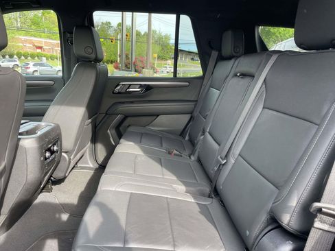 Used 2025 Chevrolet Tahoe Z71 AWD/4WD image 21
