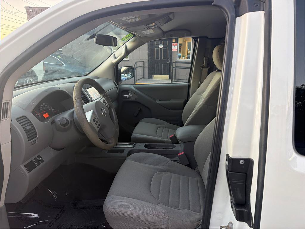 Used 2019 Nissan Frontier S RWD image 9