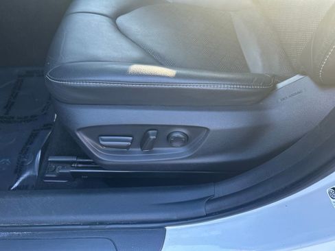 Used 2023 Toyota Camry XSE image 18