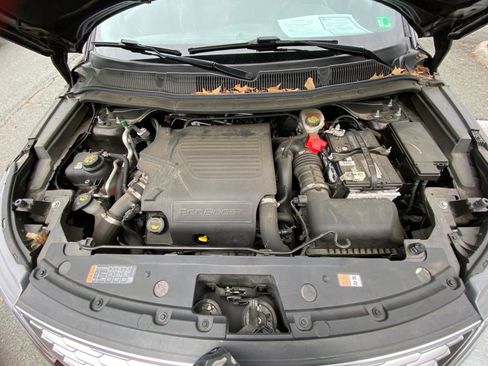 Used 2018 Ford Explorer Platinum image 18