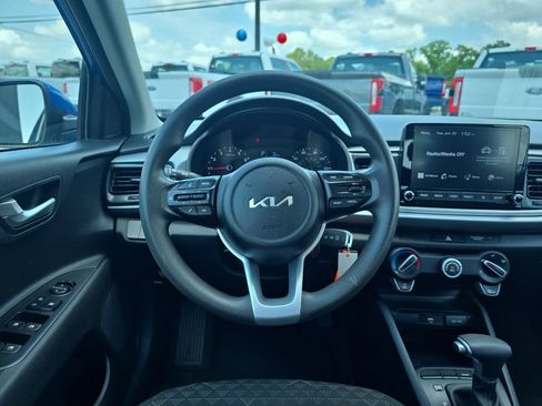 Used 2023 Kia Rio S FWD image 17