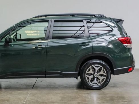 Used 2024 Subaru Forester Premium AWD/4WD image 20