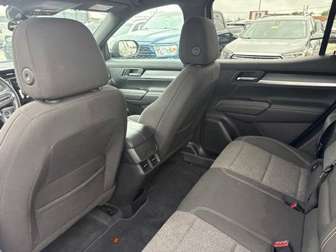 Used 2025 GMC Terrain Elevation FWD image 25