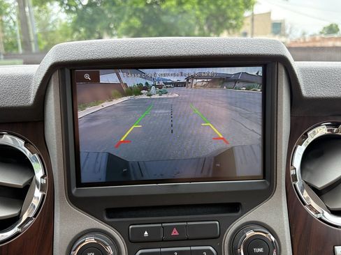 Used 2014 Ford F350 Lariat w/ Lariat Ultimate Package AWD/4WD image 31