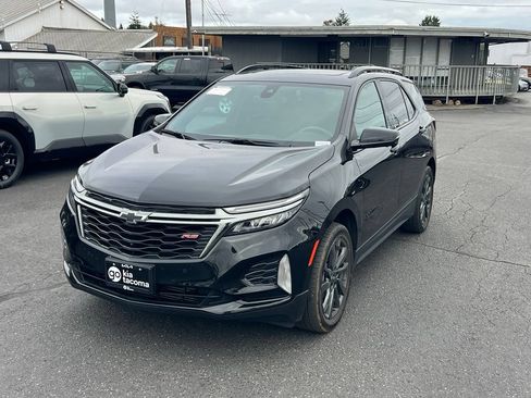 Used 2022 Chevrolet Equinox RS w/ RS Leather Package AWD/4WD image 3