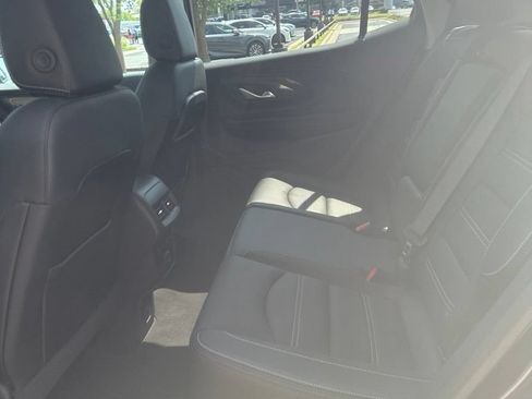 Used 2024 GMC Terrain Denali w/ Denali Premium Package AWD/4WD image 10