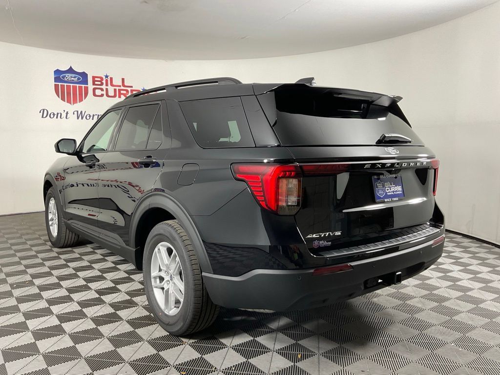 New 2027 Ford Explorer Active RWD image 5