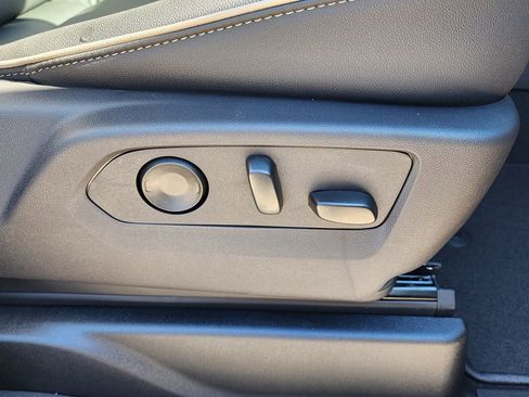 New 2026 GMC Yukon Elevation image 42