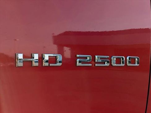 Used 2024 Chevrolet Silverado 2500 LT w/ Convenience Package image 23