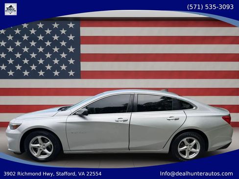 Used 2018 Chevrolet Malibu LS FWD image 4