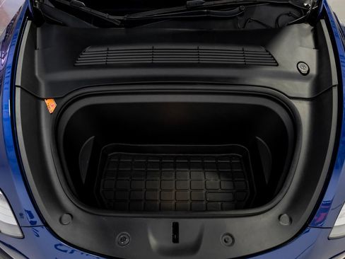 Used 2021 Tesla Model Y Performance image 49