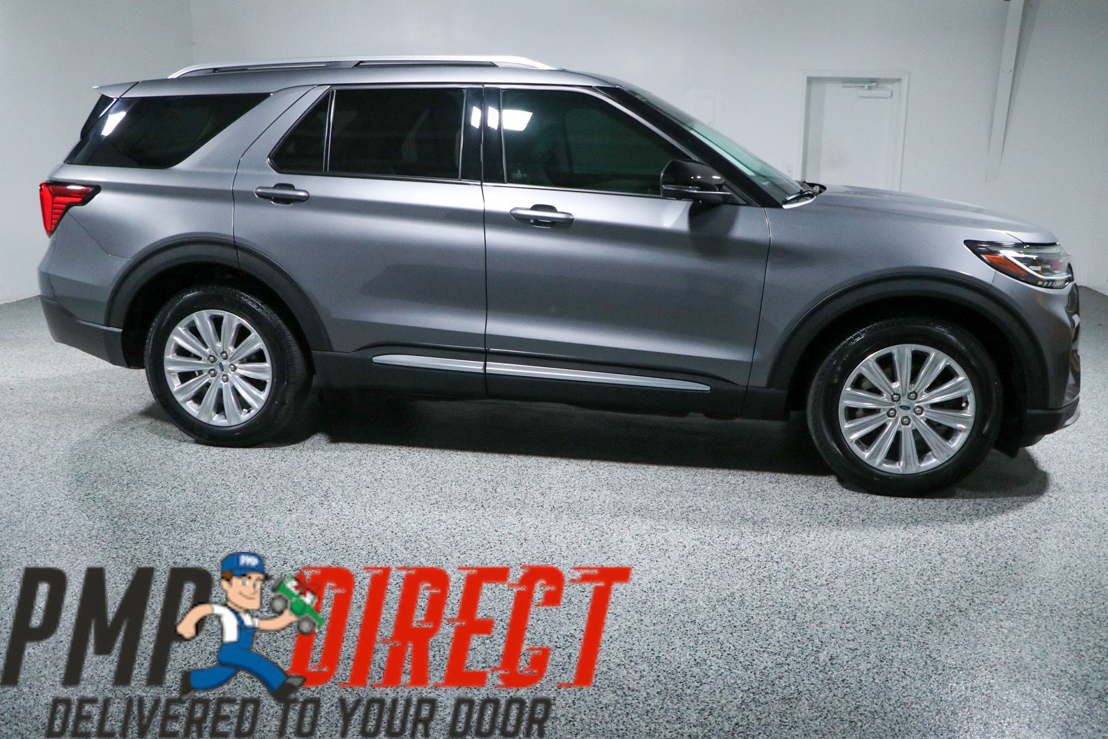 Used 2025 Ford Explorer Platinum w/ LUX Leather Package AWD/4WD image 6