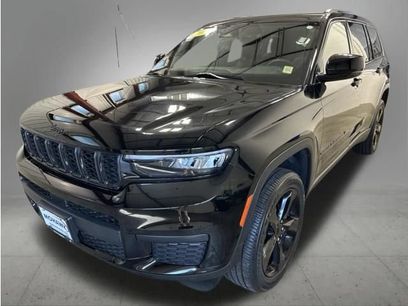 Used 2023 Jeep Grand Cherokee L Laredo