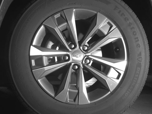 Used 2025 Chevrolet Equinox LT FWD image 12