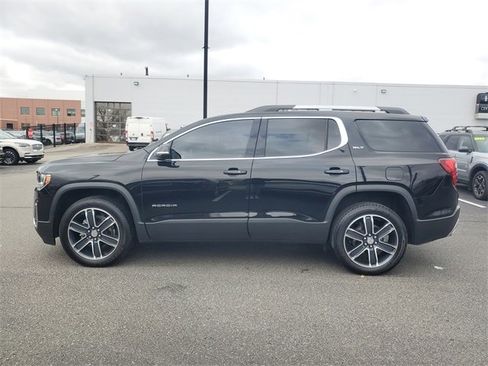Used 2022 GMC Acadia SLT w/ Preferred Package image 4