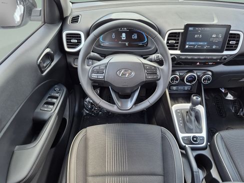 New 2026 Hyundai Venue SEL FWD image 11