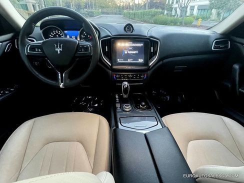 Used 2018 Maserati Ghibli Base 4dr Sedan image 17