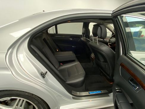 Used 2013 Mercedes-Benz S 550 4MATIC w/ Sport Pkg image 40