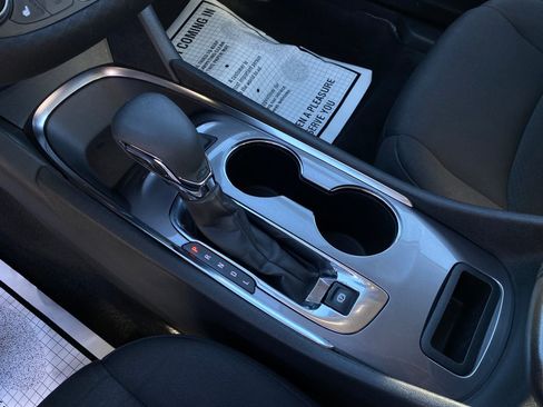 Used 2023 Chevrolet Malibu LT image 18