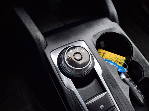 Used 2022 Ford Escape SE w/ Convenience Package image 18